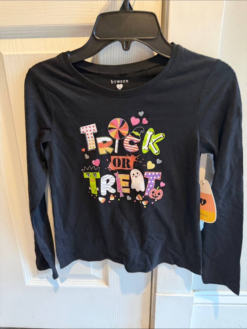 btween Black Long-Sleeve Halloween 'Trick or Treat' Graphic Tee